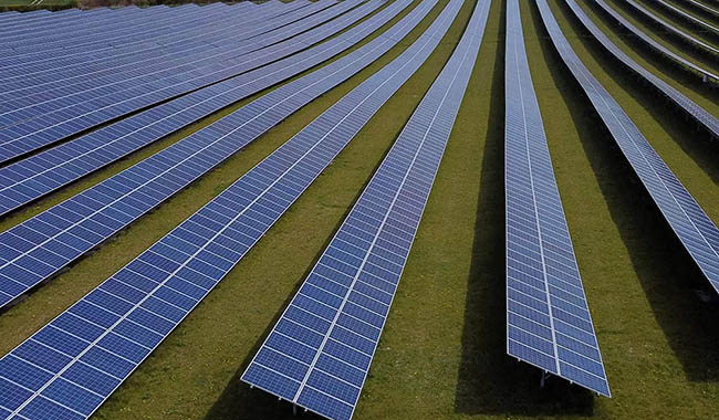 L'Allemagne lance un appel d'offres solaire à grande échelle de 1 950 MW